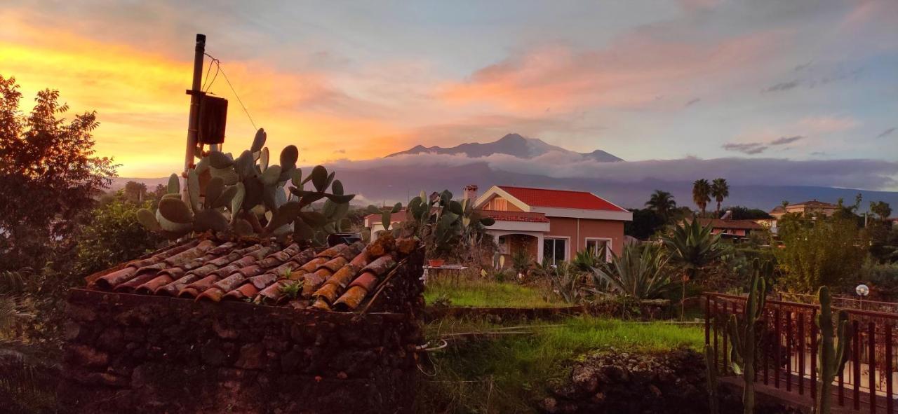 Villa La casa del sole tra l'Etna e il mare Acireale Esterno foto