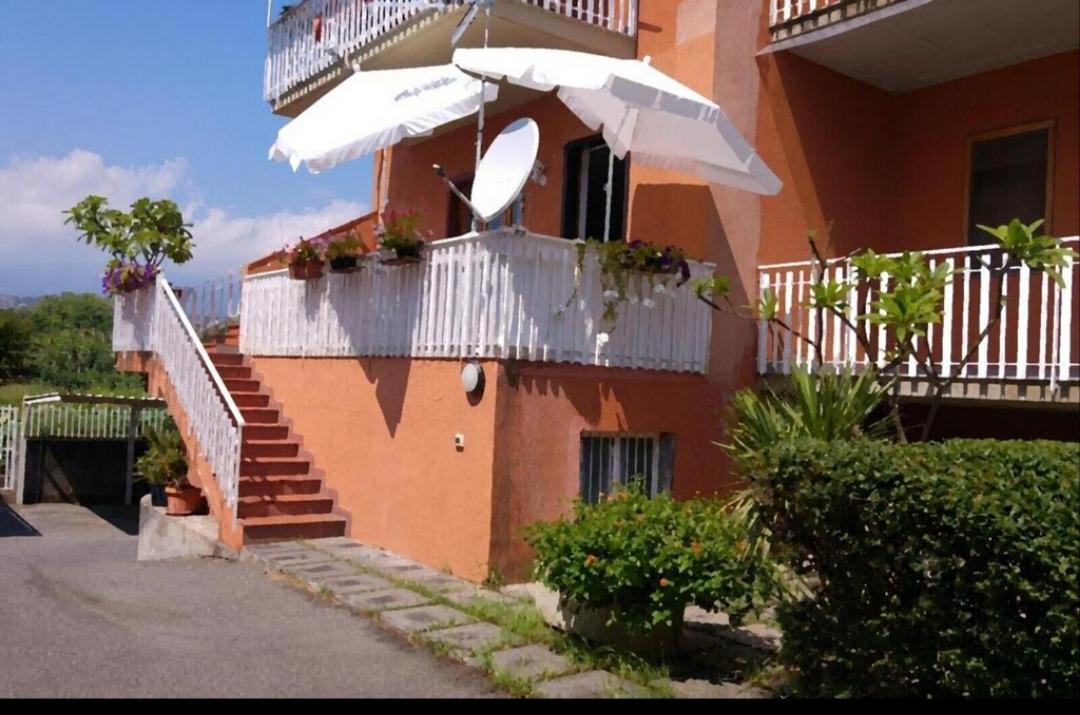 Villa La casa del sole tra l'Etna e il mare Acireale Esterno foto